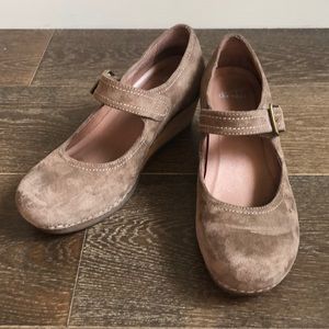 Dansko Sandra suede Taupe size 41